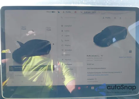 2023 Tesla Model Y from USA, damaged, VIN 7SAYGDEE8PA189924